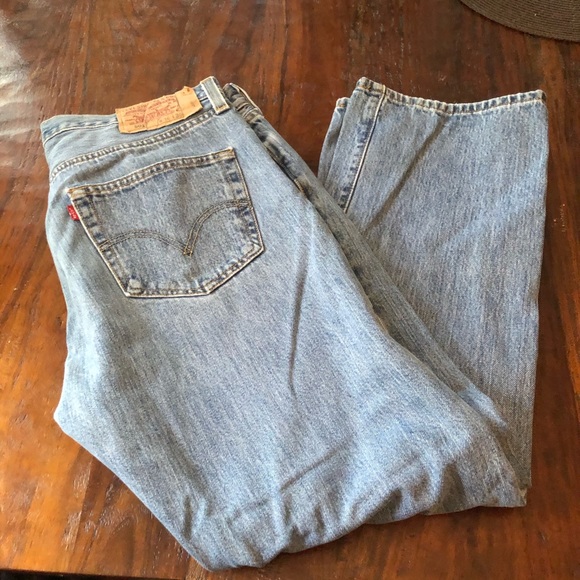 Levi’s 501 Jeans - Picture 2 of 4